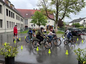 Read more about the article Fahrradtraining 4. Klasse