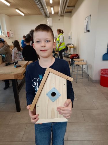 11c46e30-3808-4490-9874-2de15228f091