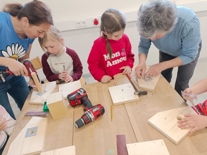 276ca476-747a-4619-a52a-bde3c3527754