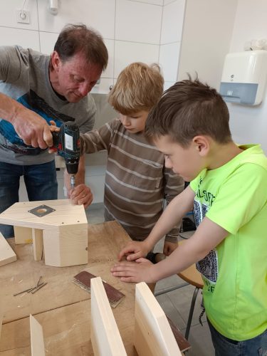 9d24c1ed-c132-4fc1-9c4b-670f51c0cbbe