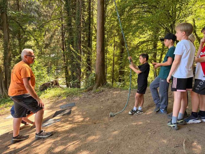 hdimg6d4e93759fc5c395bb8dd79733d9ed