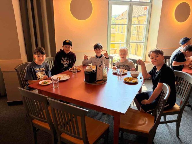 hdimgfebd62726ce33eeaadf3f90700fa47